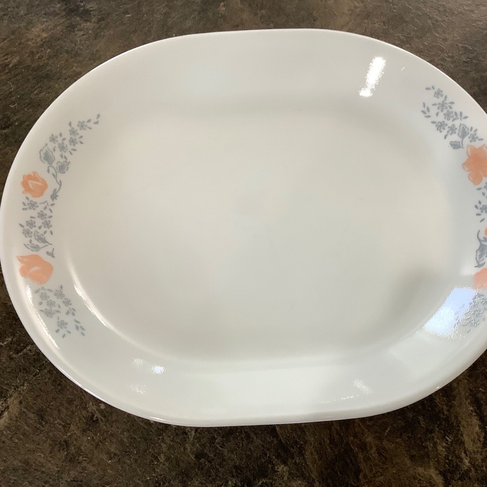 Vintage corelle platter Excellent condition